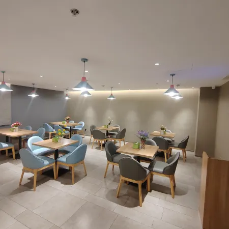 Homeinn Pebble Hotel (Linyi Yinan Government Plaza)