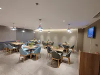 Homeinn Pebble Hotel (Linyi Yinan Government Plaza)
