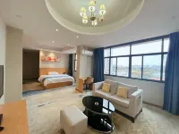 Yazhi Jixiang Hotel