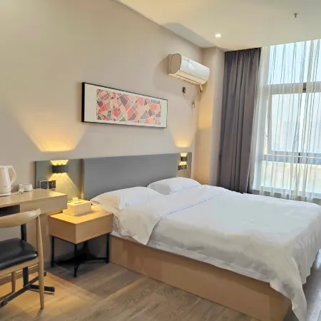 Colour Hotel (Nanchang west station)