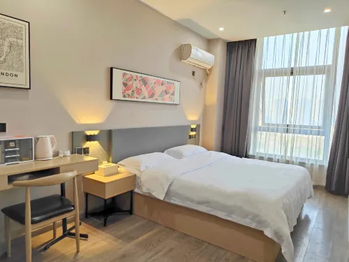 Colour Hotel (Nanchang west station) Hotels in Nanchang