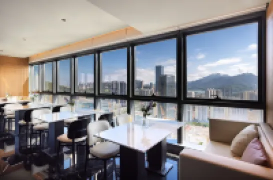 Shenzhen Luohu Shuibei Atour S Hotel