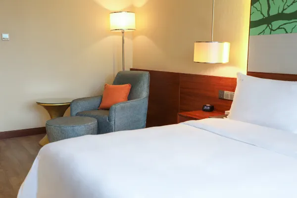 彈性 24 小時入住酒店, 深圳東華假日酒店