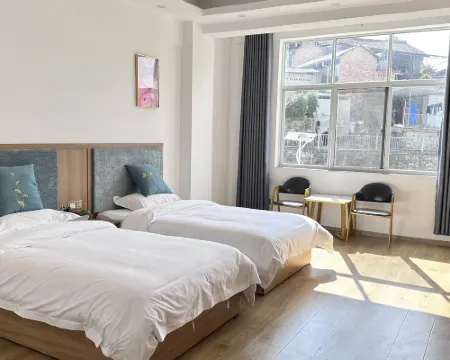 安達酒店（龍陵客運站店） 龍陵酒店