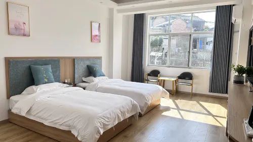 Anda Hotel (Longling Passenger Station)