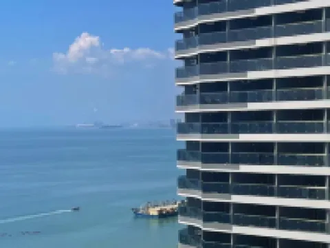 Huidong Haishiguang Vacation Apartment