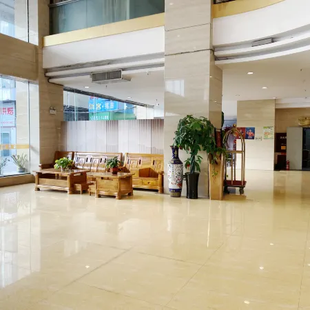 Yuejiang International Hotel