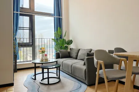 Haolang. Loft High Altitude Haijing Apartment