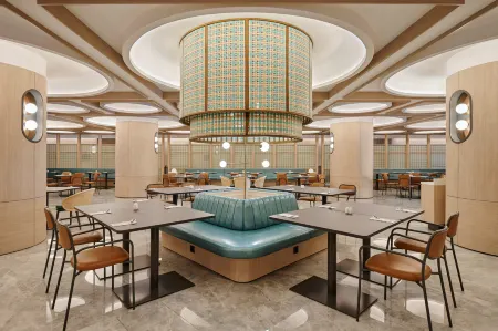 VIVERE Hotel, ARTOTEL Curated Gading Serpong