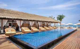 Lembongan Beach Club & Resort