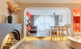 Lily Smart Hotel (Swan Lake Wanda Branch)