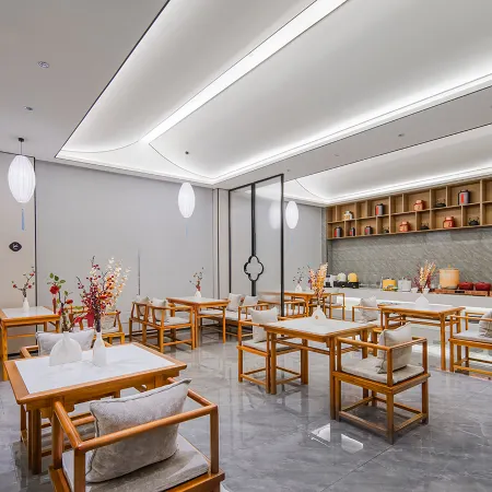 Moshang Qingya Hotel (Wenshan Guangda Plaza Puyang Road Branch)