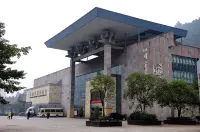 Super 8 Hotel (Suining Xishan Road High Speed Railway Station) - Mountain view