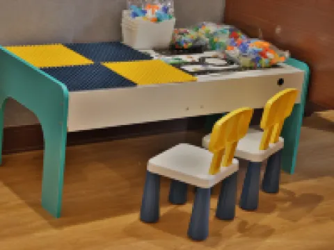 阿拉爾沙棗花香大酒店(胡楊河商業街塔里木大學店) 阿拉爾酒店