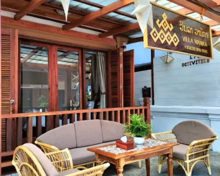 Villa Wanika Hotels near Manivanh College
