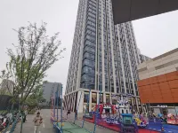 Clay · Light Luxury Loft Movie Apartment (Gaoxin Avenue Subway Station MixC) โรงแรมใกล้ถนนจิงตง