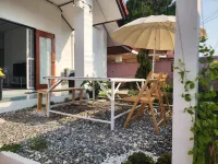 GOOD VIBE house sattahip Dongtan Beach 주변 호텔