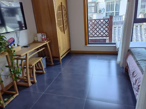 Xi'an Gengxin Xiaoyuan Отели рядом с достопримечательностью «Xi'an Fanyi University (East Area)»