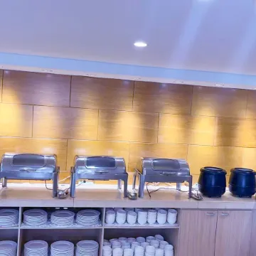 Harbin Plato Hotel Отели рядом с достопримечательностью «Народная больница в Даули, Харбин»