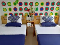 Delta Lounge - 2-Star