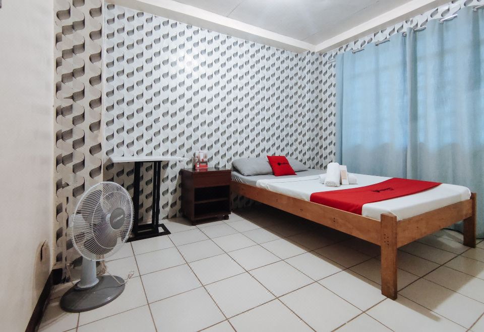 RedDoorz Hostel @ Baguio Piraso - Housity