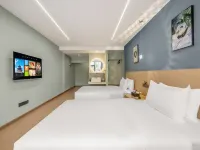 Xishuangbanna Jinghong Ding Xi Ren Yue hao Hotel (Gaozhuang Xingguang) Hotels in Jinghong