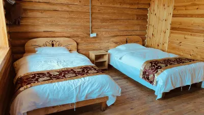 Zhao Changsong Home (No.2 Branch) Hotel di Linjiang Village