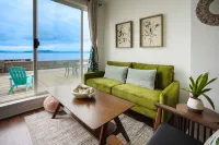 Beachwood Waterfront Resort