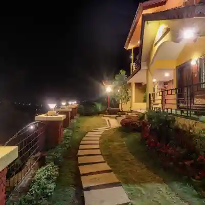 Blossom Stay Hotel Exterior