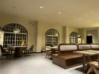 Mingyue Hotel (Miluo) - พร้อมอาหารเช้า