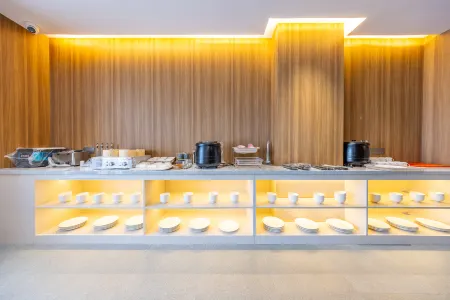 Shankee Coffee Style Hotel (Shule County Tianan Mingmen Food Street)