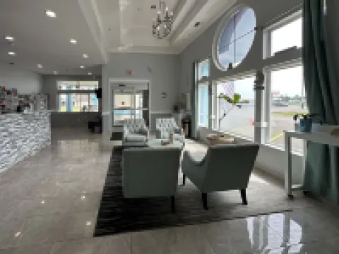 BayVue Hotel, Resort & Suites