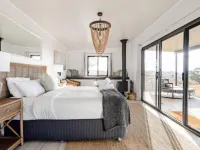 Glenayr Farm Hotels in Windeyer