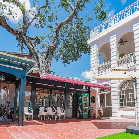 Gulangyu Muxianghua Seaview Villa (Sunny Wall) Отели рядом с достопримечательностью «Музей Сямэнь»