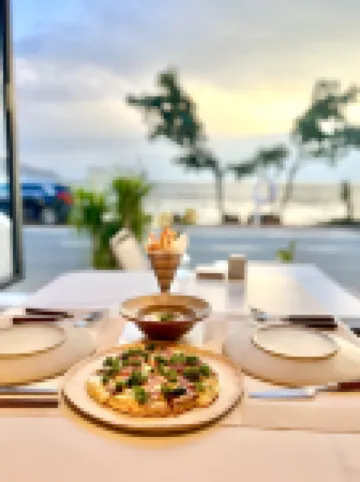 MeiChenDaiShuiHe DesignerReaortB&B with full sea view