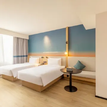 Ni Hao Hotel (Puyang Wanda Plaza Shuixiu Street)