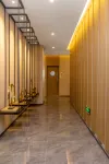 Weishi East View International Hotel - Gym