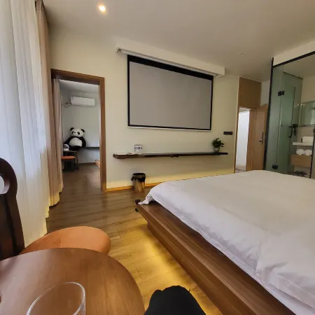 Yimen Liufangge Design Guesthouse (Southem Sichuan Bamboo Sea China Giant Panda Garden)
