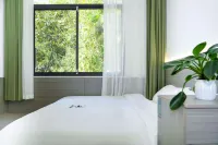 Fengqing Courtyard Homestay (Enshi Hefeng Pingshan Canyon) - Parvekkeita