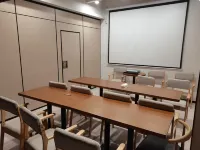 Guangyin Youth Hotel (Pingtan Station Night Market Longwangtou Beach)