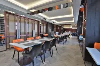 Xinzhou Weiena Hotel International (Qiyi North Road)