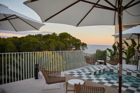 Belle Marivent Mediterranean Petit Hotel