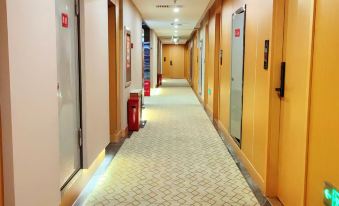 Changji Xiyue Lihua Hotel