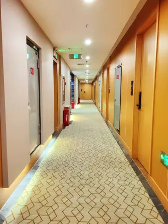 Changji Xiyue Lihua Hotel Отели рядом с достопримечательностью «Changji Dinosaur Museum»