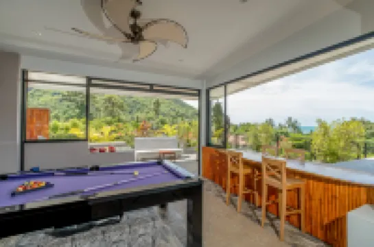 水晶灣頂層公寓