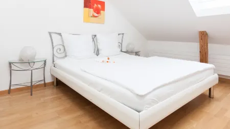 Apartments Swiss Star Marc Aurel Отели рядом с достопримечательностью «Kirche Enge»