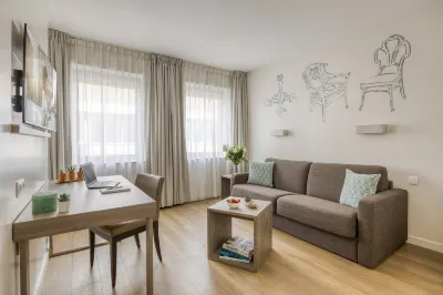 Citadines Toison d'Or Brussels Hotel dekat Base Design Brussels