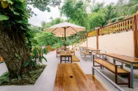 บุไซ ดรีม ฟอลส์ รีสอร์ท - พร้อมอาหารเช้า