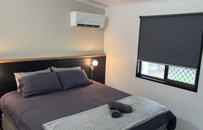 Family retreat in Ningi. Pet friendly!