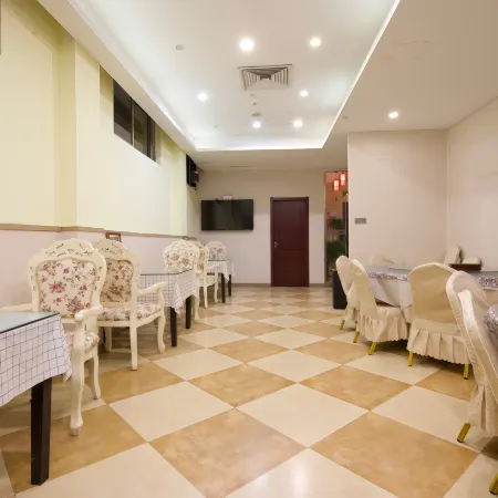 Taihe Kaida Business Hotel (Taihe People's Hospital)